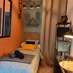 Apartmán Les Loges Du Theatre Emplacement Exceptionnel Et Chic 160m2 Maison Avec Jardin Prive 14 Personnes Max Equipe A 200m De L'avenue De Champagne Et Toutes Commodites Degustation Champagne Offerte Jacuzzi Sauna Jeux Velos Épernay
