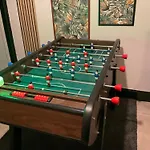 Les Loges Du Theatre: Champagne-central House With Games