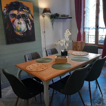 160m2 - Gare A 200m - Les Loges Du Theatre Avec Jardin En Plein Coeur D'epernay 14pers Max Visite De Cave Guidee Et Degustation Champagne Offert Bien-etre & Jeux & Velos Διαμέρισμα