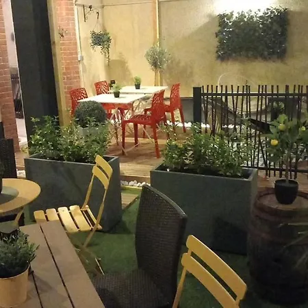 160m2 - Gare A 200m - Les Loges Du Theatre Avec Jardin En Plein Coeur D'epernay 14pers Max Visite De Cave Guidee Et Degustation Champagne Offert Bien-etre & Jeux & Velos *