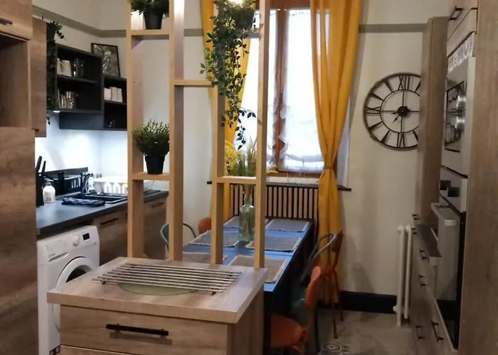 Apartamento Les Loges Du Theatre Emplacement Exceptionnel Et Chic 160m2 Maison Prive 14 Personnes Max Equipe A 200m De L'avenue De Champagne Et Toutes Commodites Degustation Champagne Offerte Jacuzzi Sauna Jeux Velos *