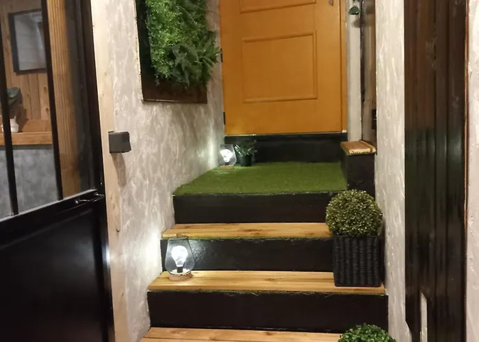 Les Loges Du Theatre Emplacement Exceptionnel Et Chic 160m2 Maison Prive 14 Personnes Max Equipe A 200m De L'avenue De Champagne Et Toutes Commodites Degustation Champagne Offerte Jacuzzi Sauna Jeux Velos Apartamento Épernay